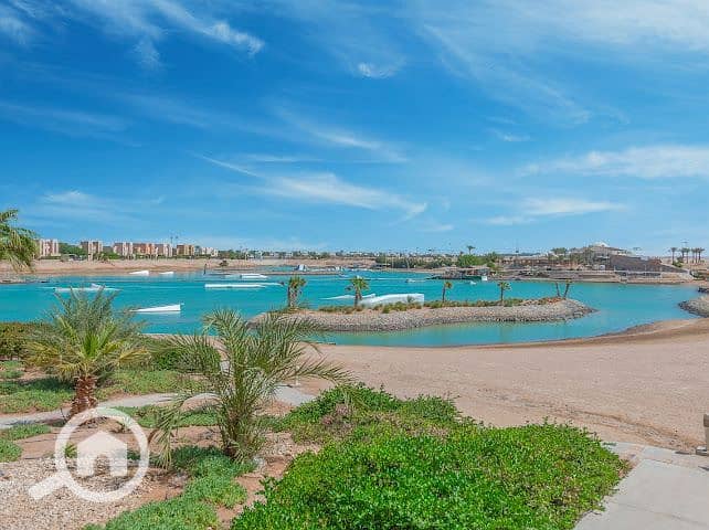 10 WhatsApp Image 2025-10-14 at 23.46. 56_eff34656. jpg