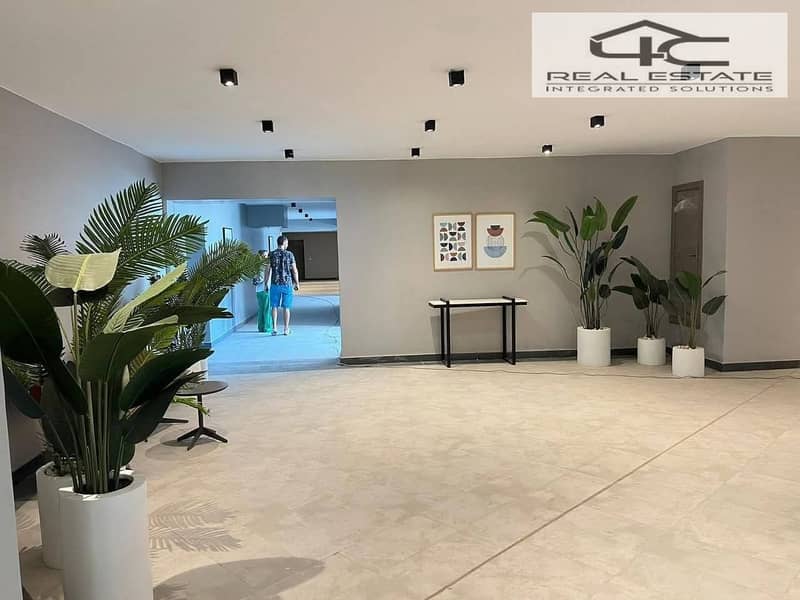 10 WhatsApp Image 2025-09-23 at 5.52. 21 PM. jpeg