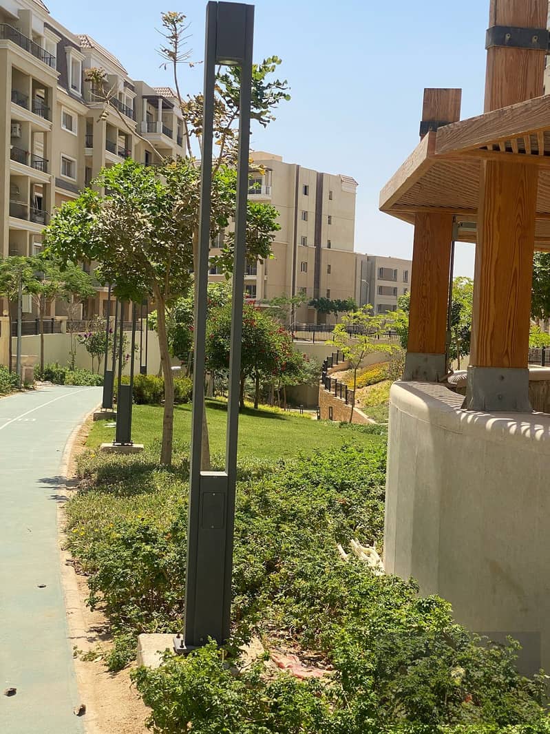 10 fecb6694-3221-4cc2-a78e-a2d683791f14. jpg