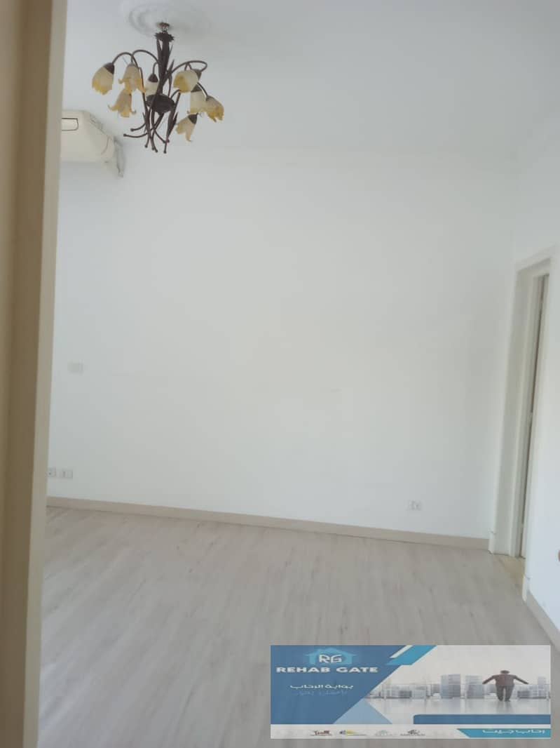 17 edbbb5a8-d36d-4229-ab67-203d2aaf39e6. jpg