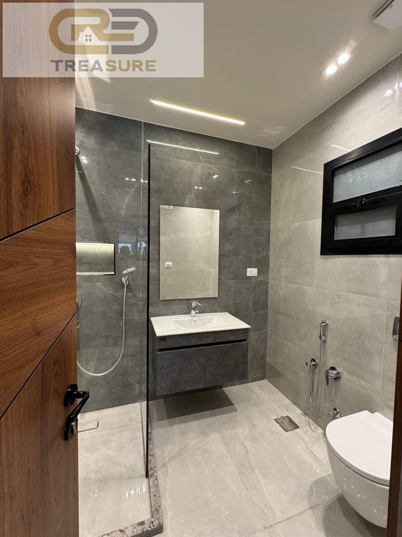 13 WhatsApp Image 2025-11-05 at 3.07. 47 PM. jpeg