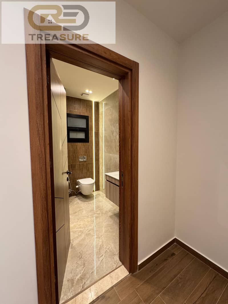 14 WhatsApp Image 2025-11-05 at 3.07. 46 PM. jpeg