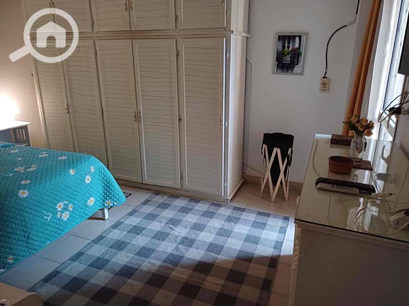 4 f4147a12-b03d-495a-ae43-c656a57cbfe2. jpg