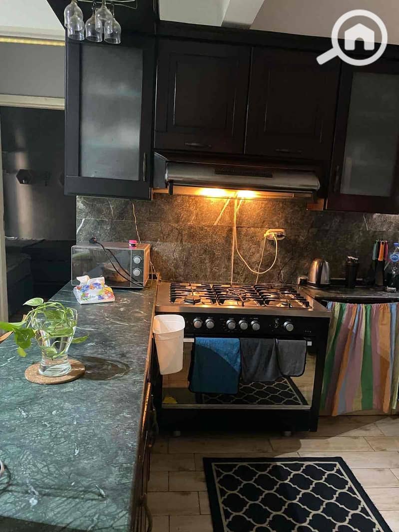 7 b93fb08a-b99b-4bbe-bfec-c44e1ccde329. jpg