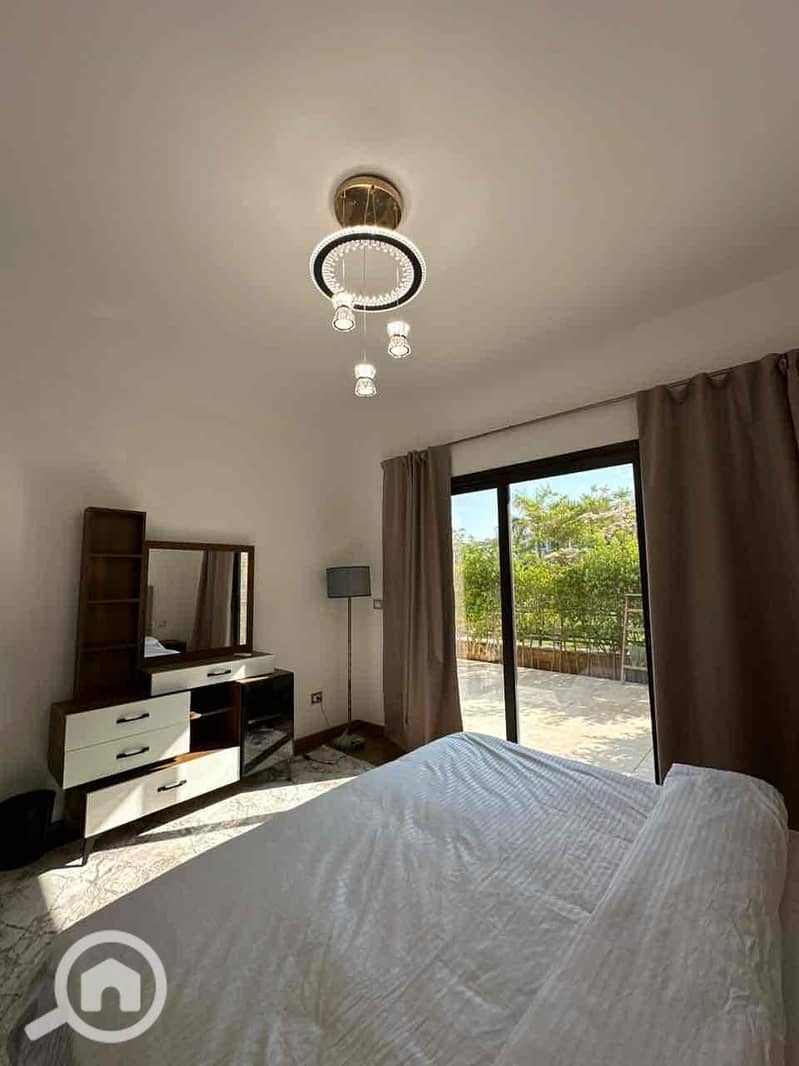 13 b2551c0b-1db8-494f-8666-b5fd9cc1f29b. jpg