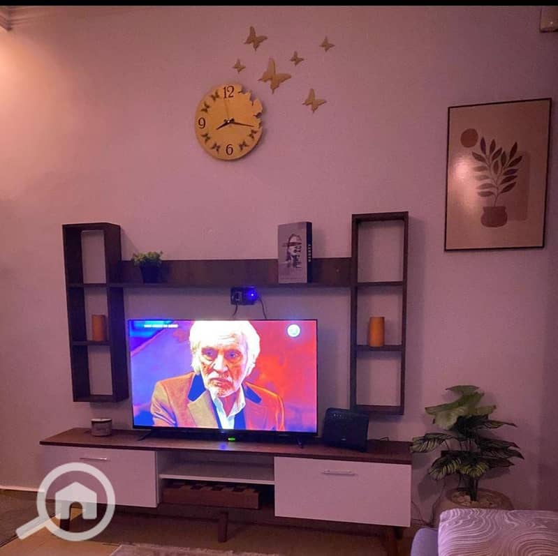 3 c073ff12-f5c8-49a9-b3ed-4e9958a1997d. jpeg