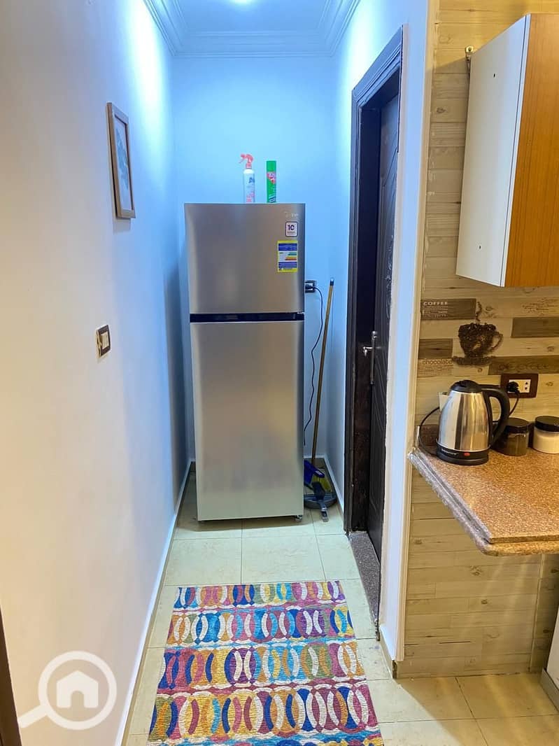 8 463df896-cab4-4d20-a3c1-29b349744158. jpeg