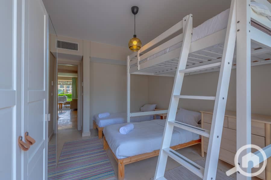 5 WhatsApp Image 2025-06-04 at 22.42. 55_cbfce0a6. jpg