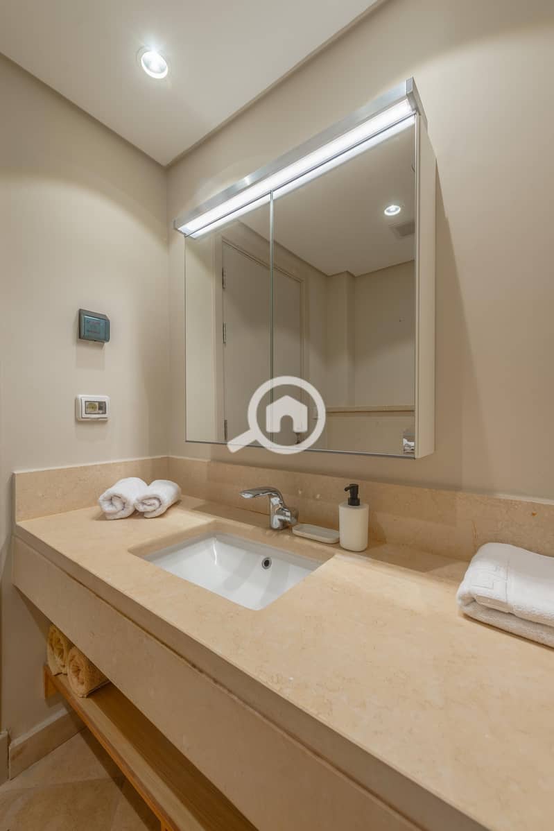 8 WhatsApp Image 2025-06-04 at 22.42. 11_d6c5ebac. jpg