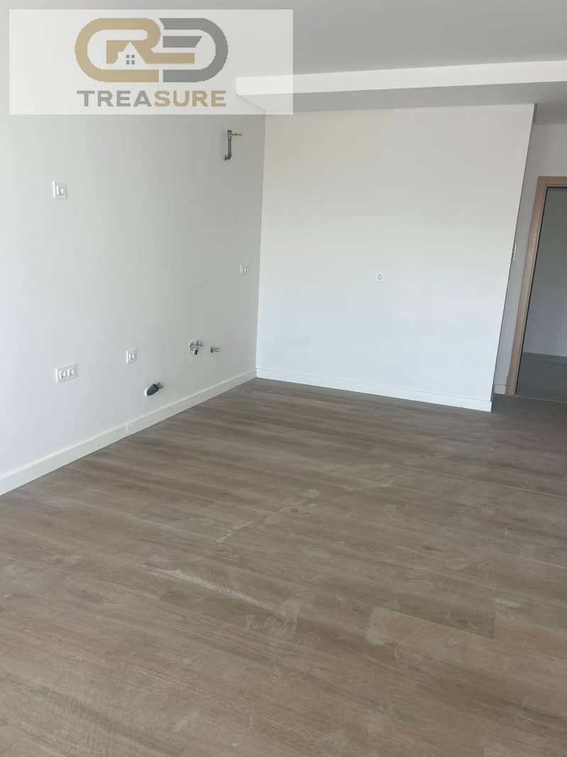 4 WhatsApp Image 2025-11-05 at 3.08. 23 PM (1). jpeg