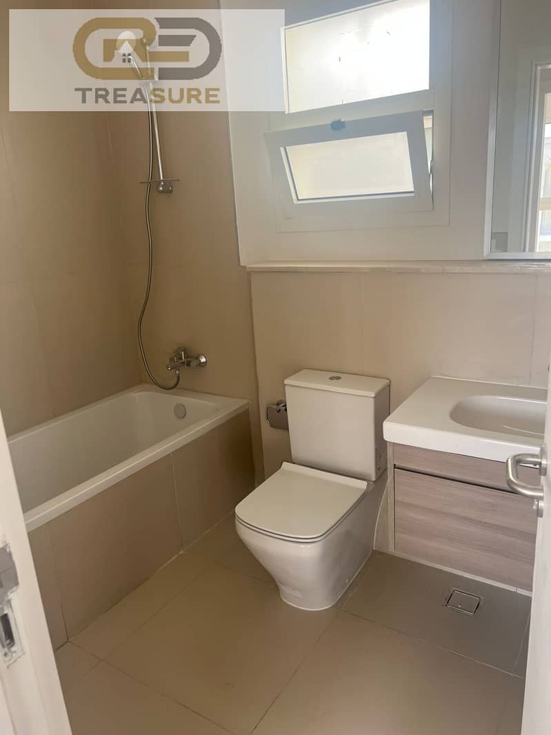 8 WhatsApp Image 2025-11-05 at 3.08. 21 PM. jpeg