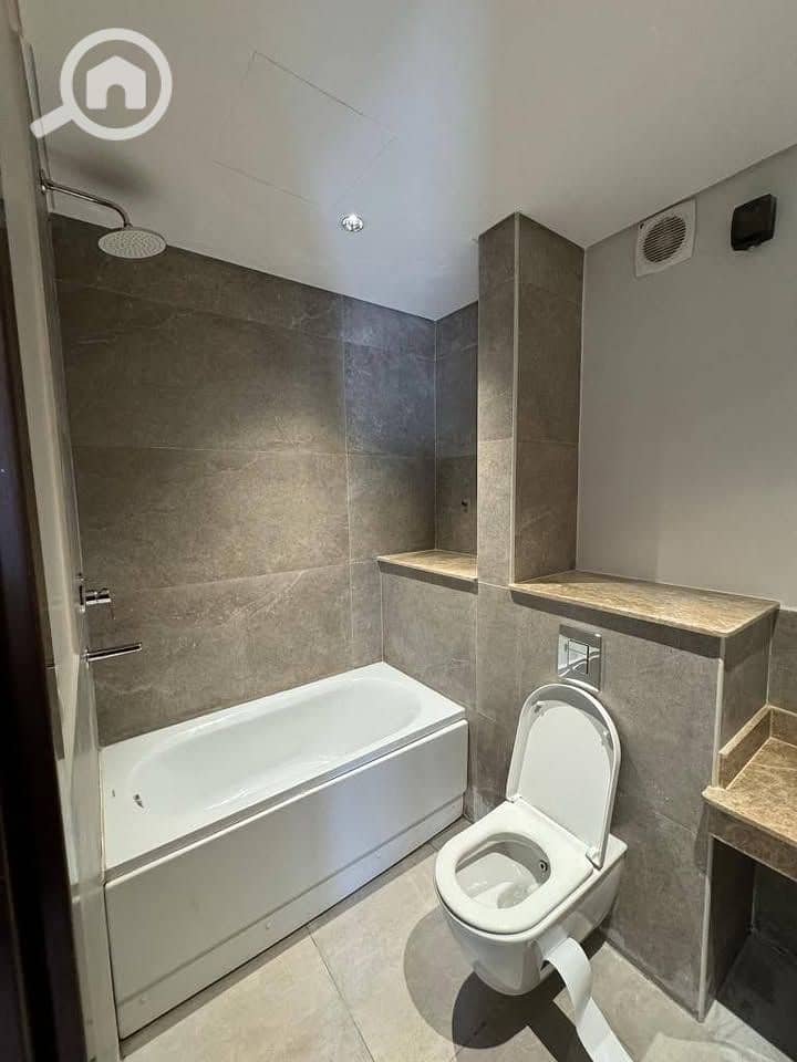 6 494470828_669782075694463_7567194123953501349_n. jpg