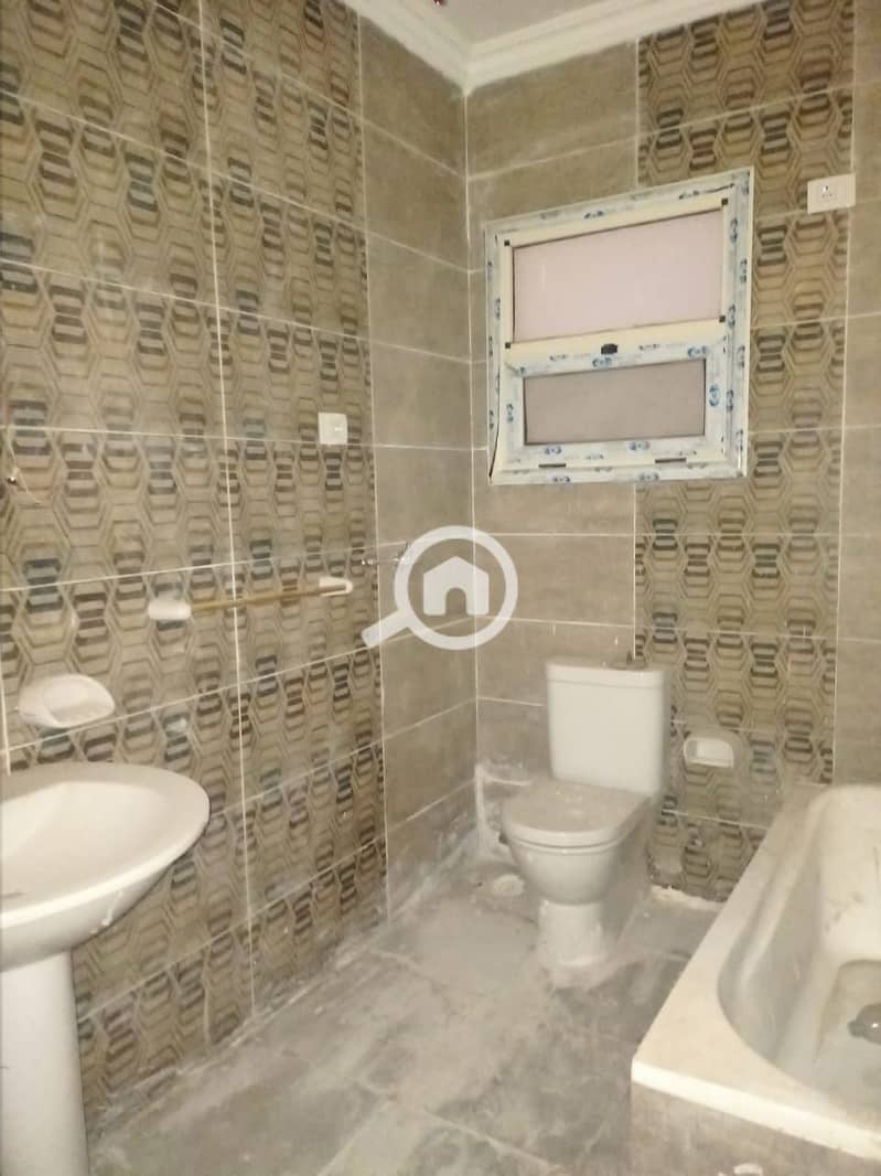 5 WhatsApp Image 2025-09-18 at 12.26. 57_6e90622f. jpg