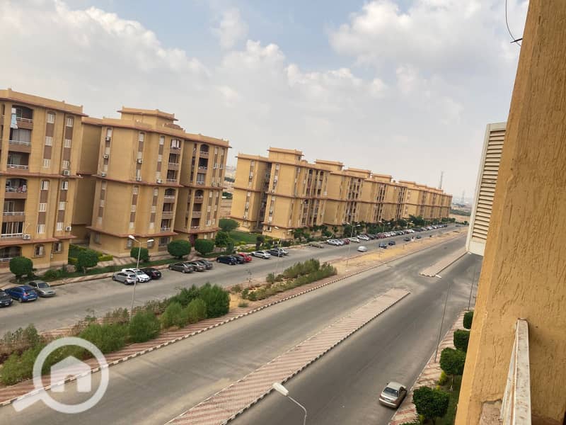 6 WhatsApp Image 2025-09-28 at 14.01. 13_42f3e169. jpg