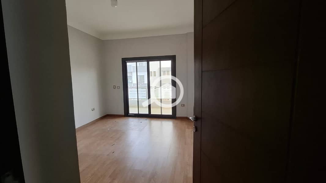 3 WhatsApp Image 2025-07-06 at 11.46. 39_1099413e. jpg