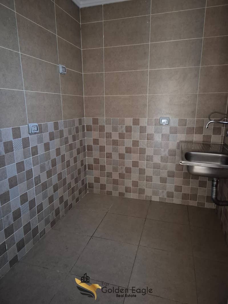 7 baeb874a-4ade-467f-a21d-27650ac3bd07. jpg