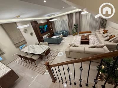 توين هاوس 5 غرف نوم للايجار في 6 أكتوبر، الجيزة - WhatsApp Image 2025-11-05 at 14.58. 22_42c4970c. jpg