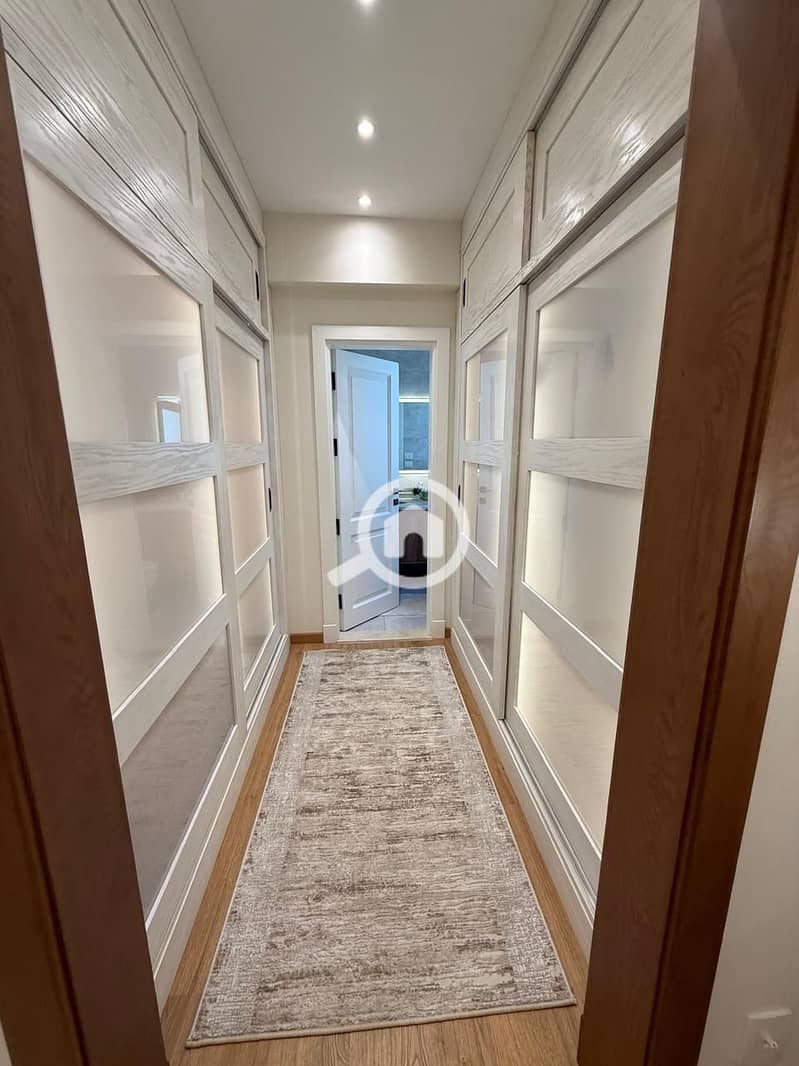 14 WhatsApp Image 2025-11-05 at 14.58. 21_cb7ba860. jpg