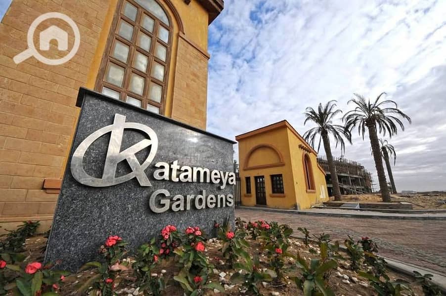 6 572278065_839243898962727_437962259212204683_n. jpg