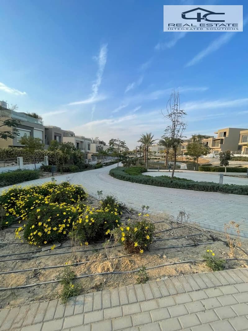 6 WhatsApp Image 2025-01-09 at 11.44. 30 PM (2). jpeg