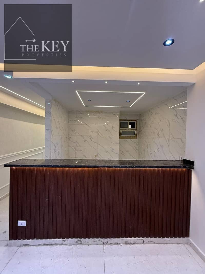 3 b14834a8-bd25-4c49-b864-1331141749d9. jpg