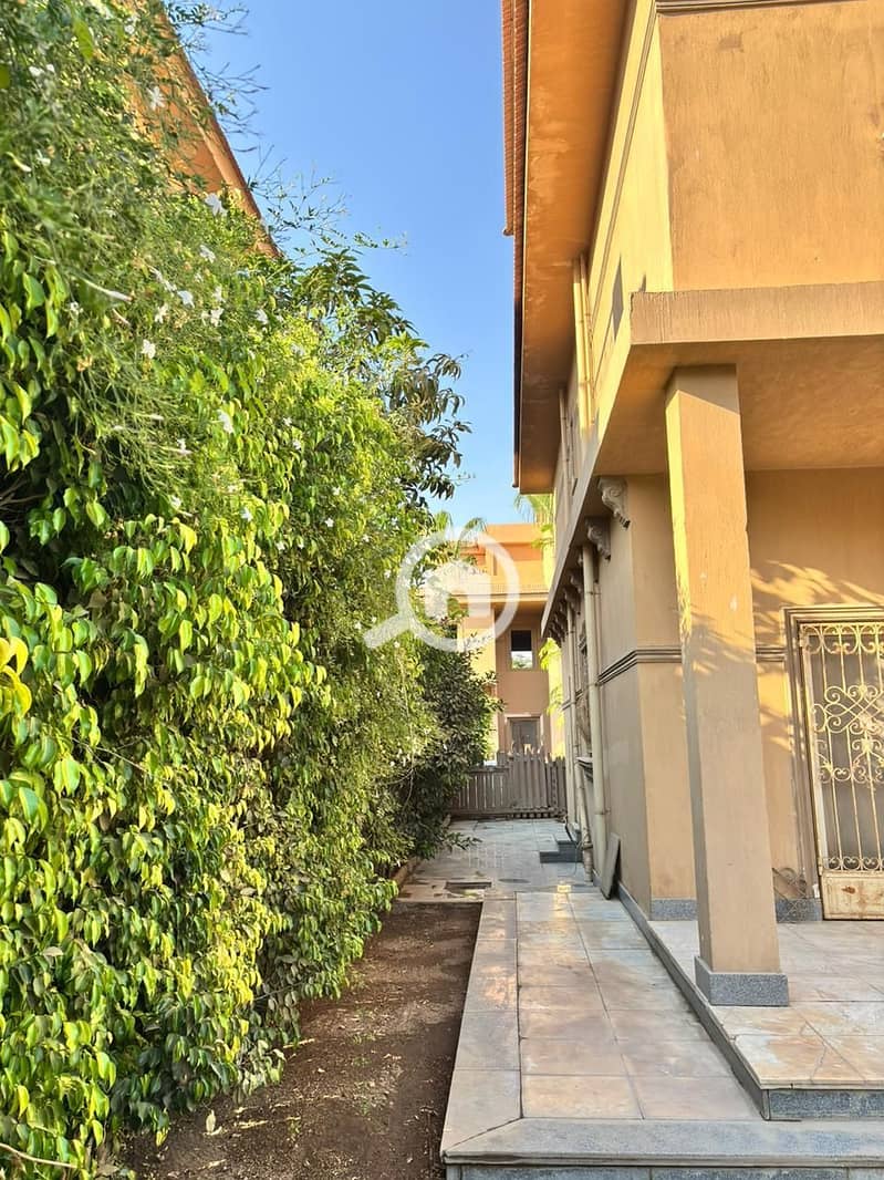 17 WhatsApp Image 2025-11-04 at 1.13. 25 PM(2). jpeg