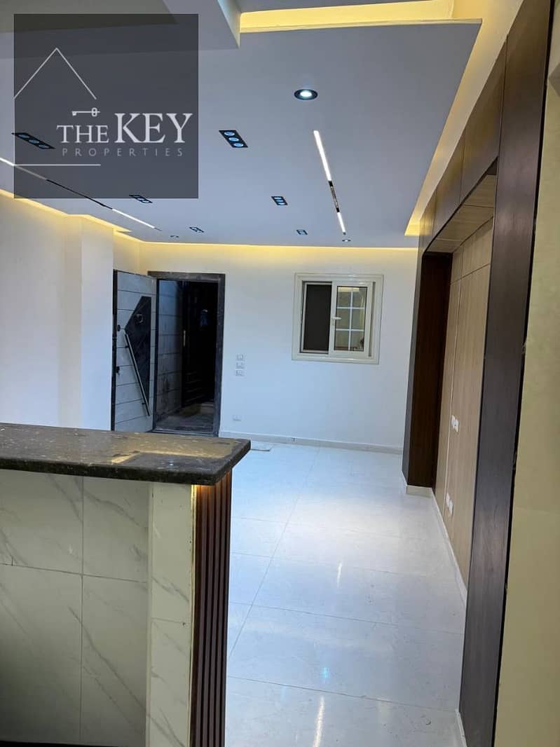 5 5090cd82-b25c-40f8-8924-17c8a8afbe49. jpg