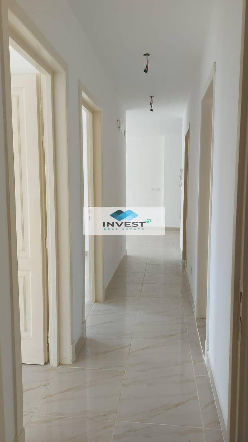 5 bc565d8c-e4c5-4314-9f2f-d043b2e5c695. jpg