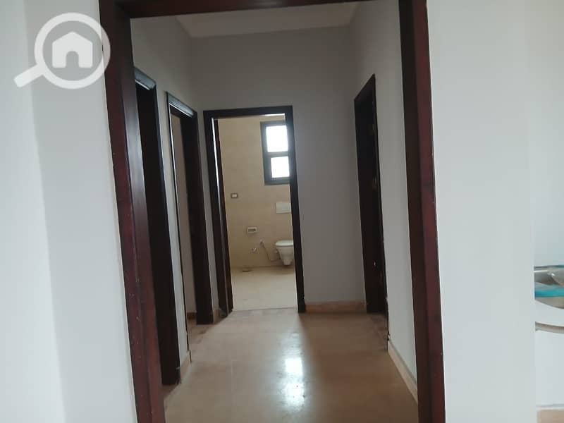 3 075f2315-c74a-4637-8f94-a2be9a1aec04. jpg