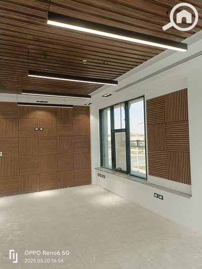 مکتب  للايجار في 6 أكتوبر، الجيزة - IMG-20250527-WA0033. jpg