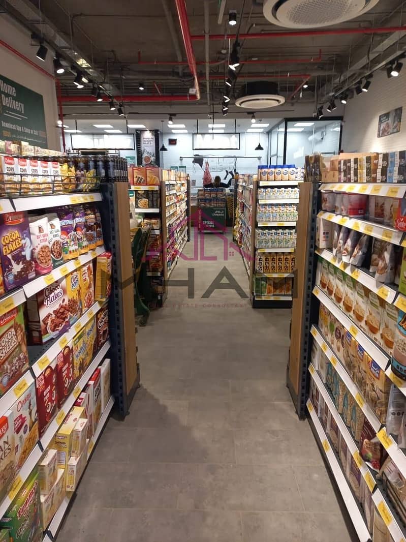 3 photo_5787449460949453657_y. jpg