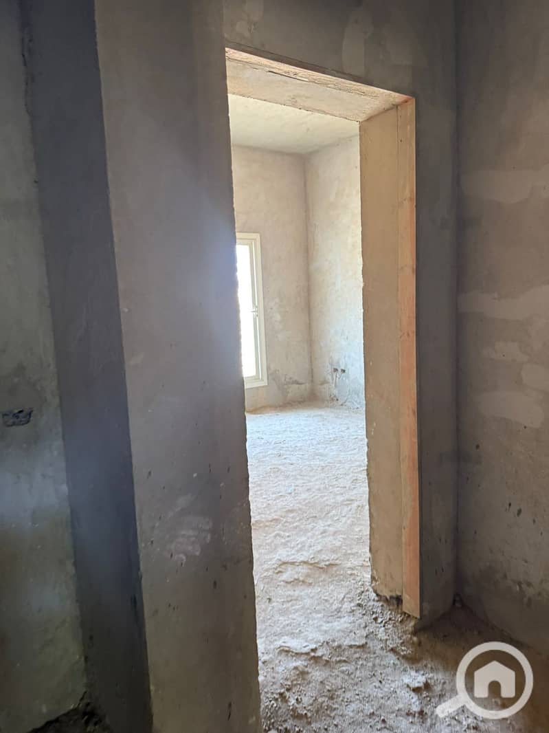 5 WhatsApp Image 2025-08-23 at 4.40. 14 PM (1). jpeg