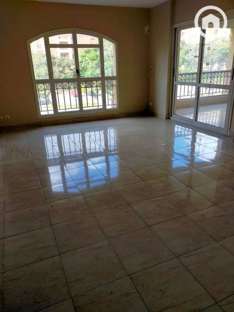 2 062391cc-1547-4096-877e-f2d95ff93fcc. jpg