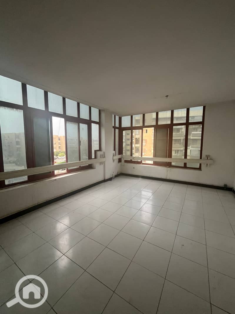 6 WhatsApp Image 2025-11-05 at 3.42. 55 PM. jpeg