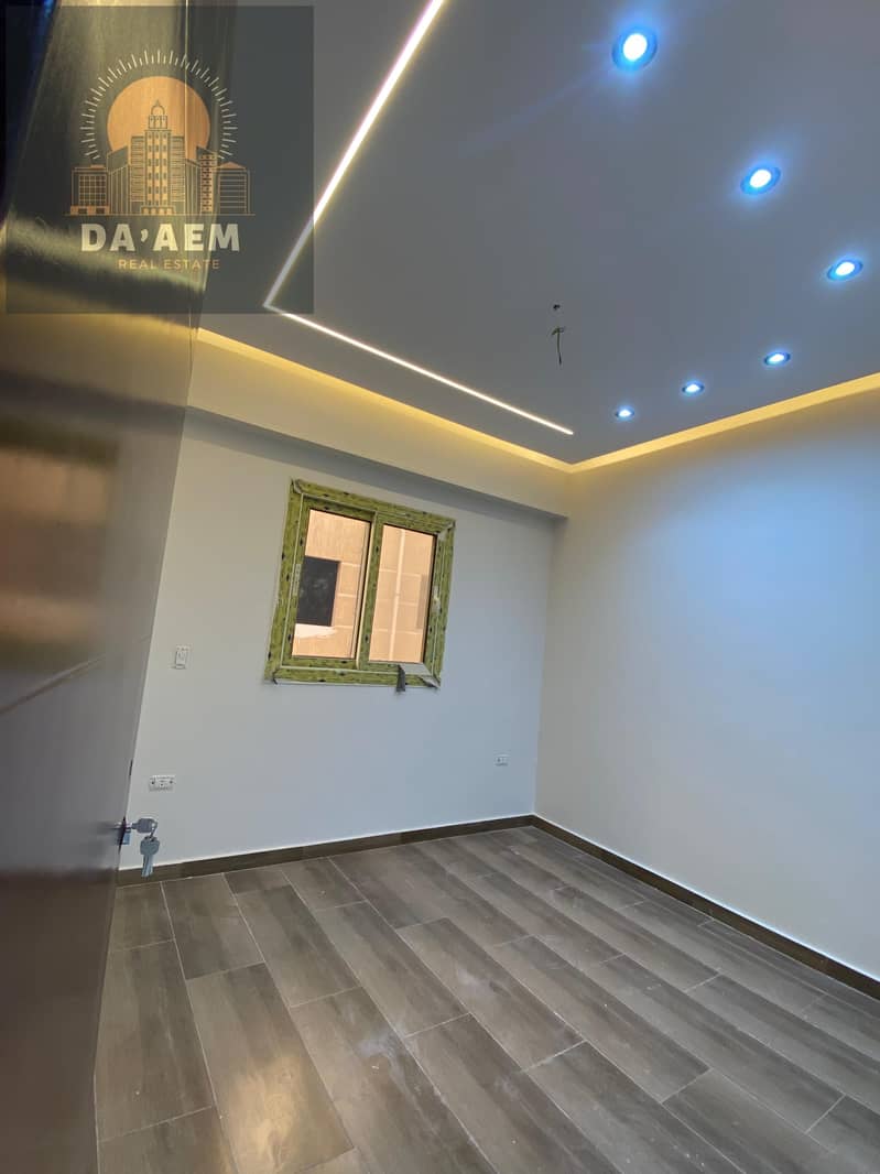 5 WhatsApp Image 2025-11-04 at 10.50. 23 PM (1). jpeg