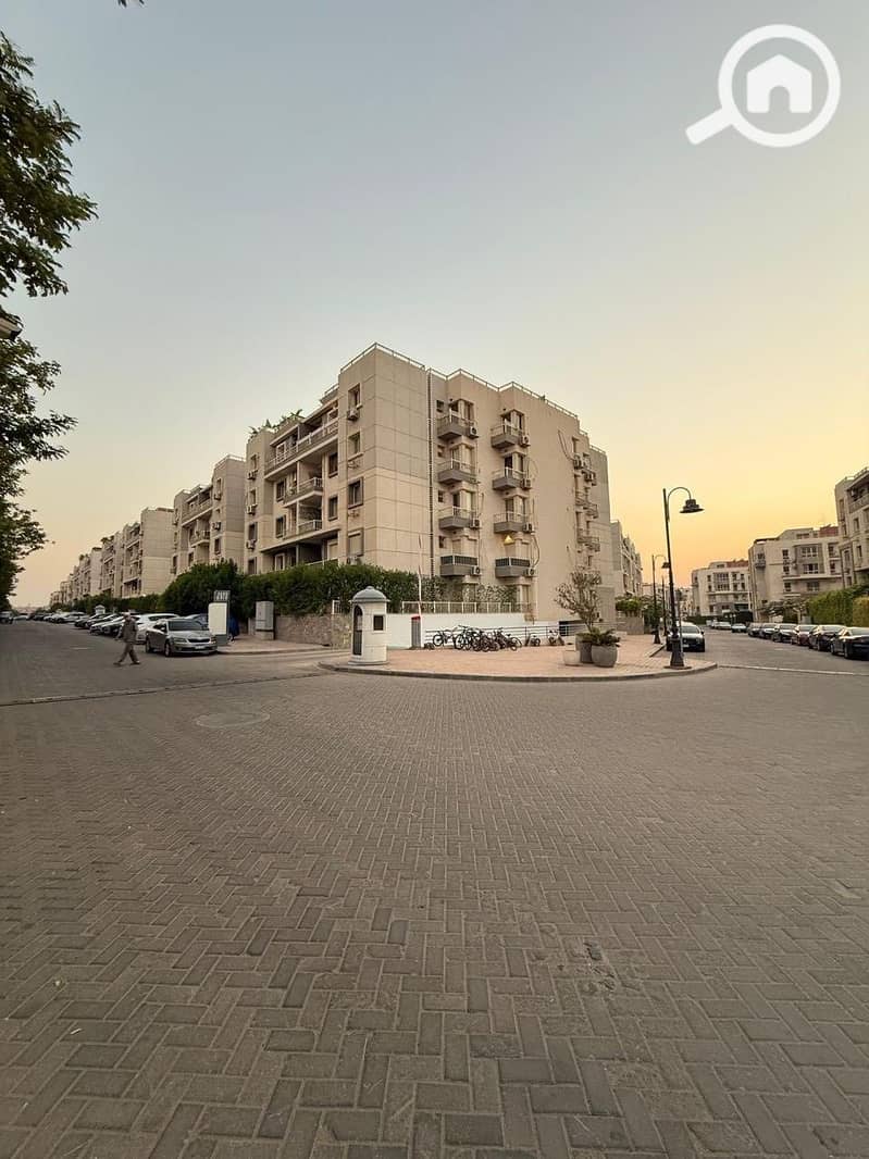 8 573670975_1506043467186914_4336842390868127964_n. jpg