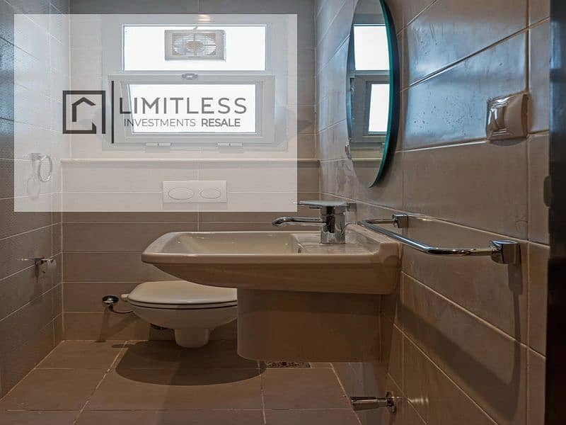 11 WhatsApp Image 2025-11-03 at 7.00. 14 PM_800x600. jpg