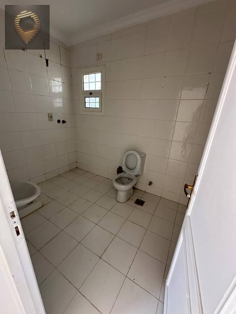 19 WhatsApp Image 2025-11-05 at 15.35. 07_0779156d. jpg