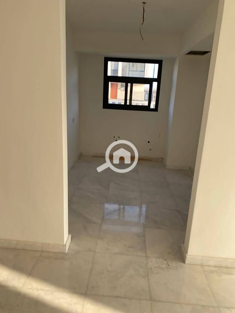 5 d23586b0-34b4-450b-9584-1b6d428b09ca. jpg