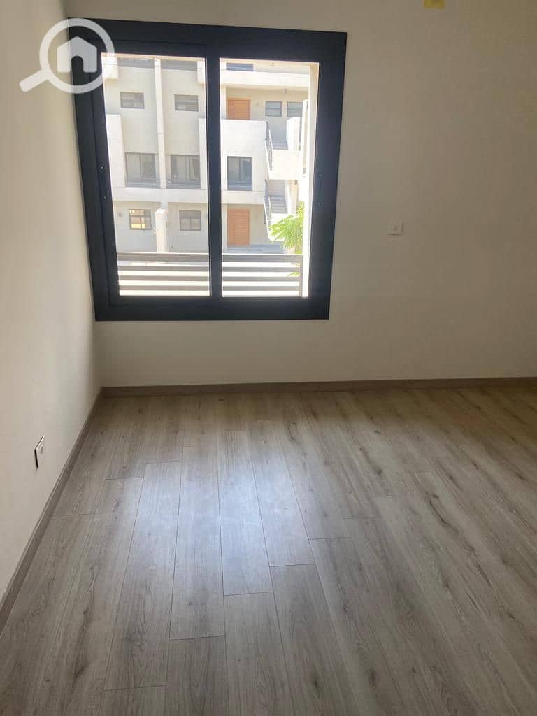 7 f7b16710-e9a1-4409-ab69-b5367066561d. jpg