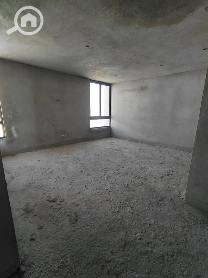 4 WhatsApp Image 2025-11-04 at 4.39. 23 PM. jpeg