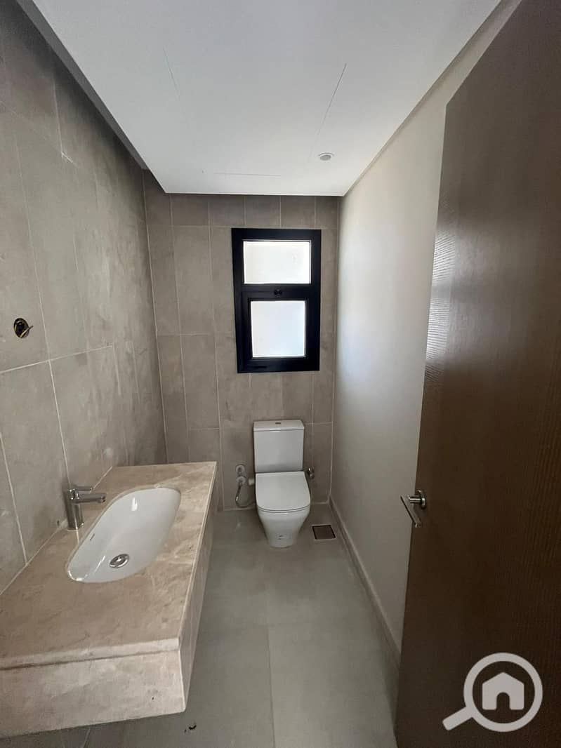 29 WhatsApp Image 2025-05-19 at 14.18. 44_13e44513. jpg