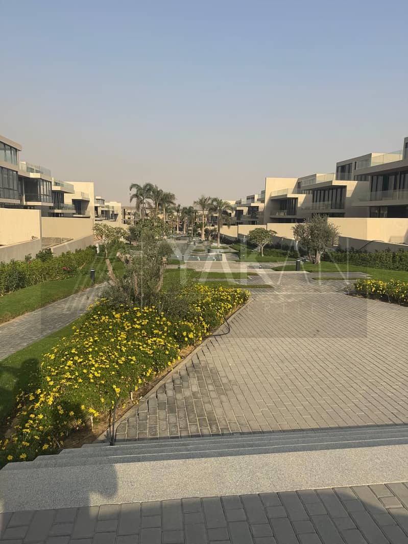 17 WhatsApp Image 2025-11-04 at 15.27. 14 (1). jpeg