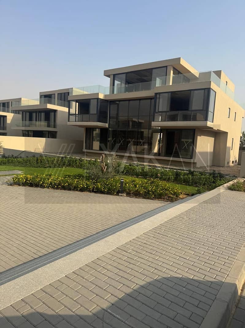 21 WhatsApp Image 2025-11-04 at 15.27. 17 (1). jpeg