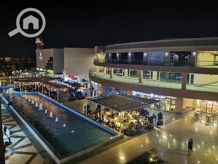 6 fc563998-4073-4634-87a3-63349d13237a_sm. jpg