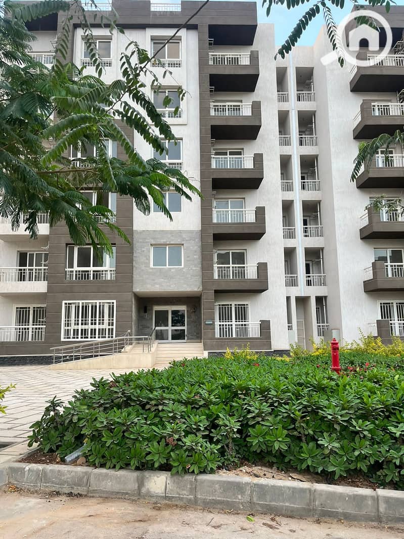 6 WhatsApp Image 2025-09-22 at 9.52. 43 PM (6). jpeg