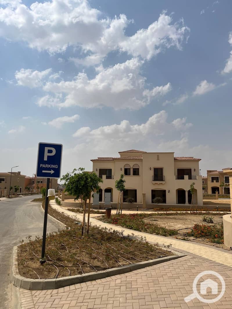 6 e355ab3c-b6df-4b26-94a2-3233c7ab05ef. jpeg