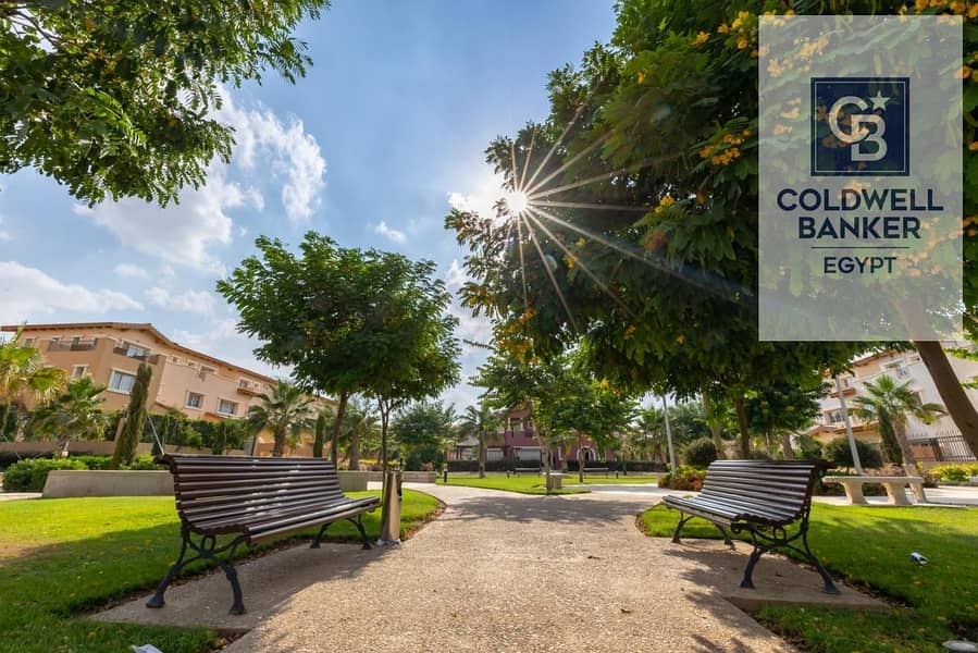 8 20200809_hydepark_beautyshoot-292. jpg