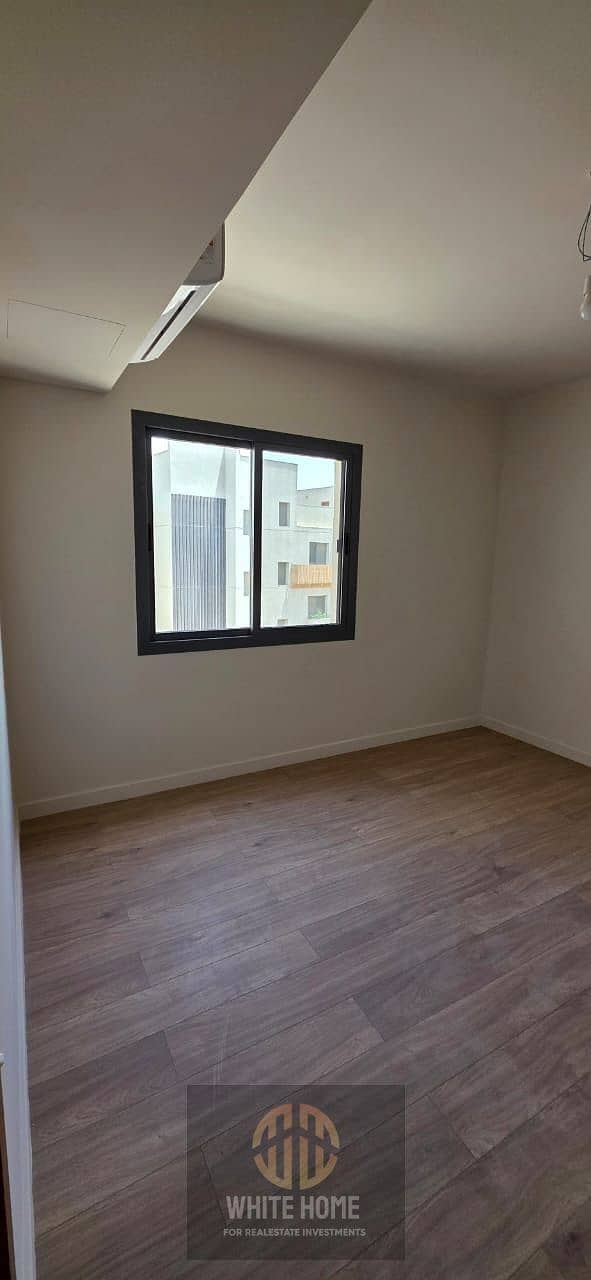 6 04048796-b115-4ba8-bde2-a5d7a3624d97. jpeg