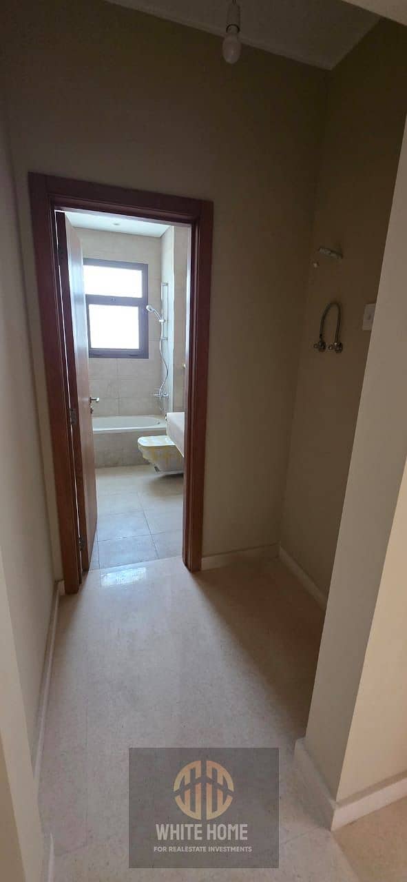 7 d073eb41-a51a-4de2-ae85-fd03a1c0bb80. jpeg